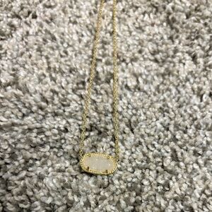 Kendra Scott Gold and White Pendant Necklace